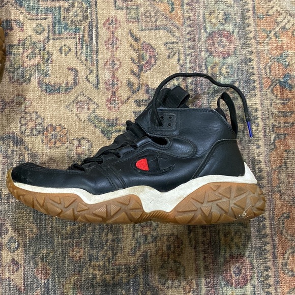 Champion Boys Running Shoe sz 6 - Picture 4 of 4